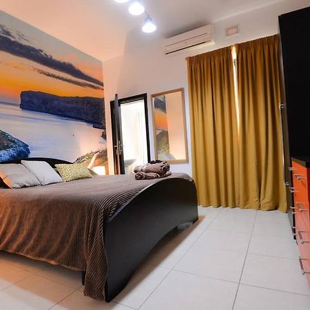 Seaside Xlendi Apartment ภายนอก รูปภาพ